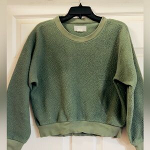 Everlane ReNew Teddy Oversized Olive Green Crew Neck Sweater Size Small, EUC